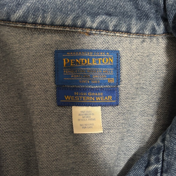 Pendleton high grade denim jacket with wool backing size M - Picture 2 of 7
